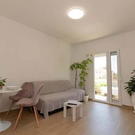 Finka Terzic Appartamento Žbandaj